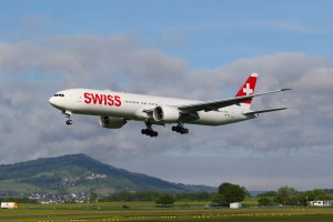 Swiss_B777_HBJNC_02_ZRH