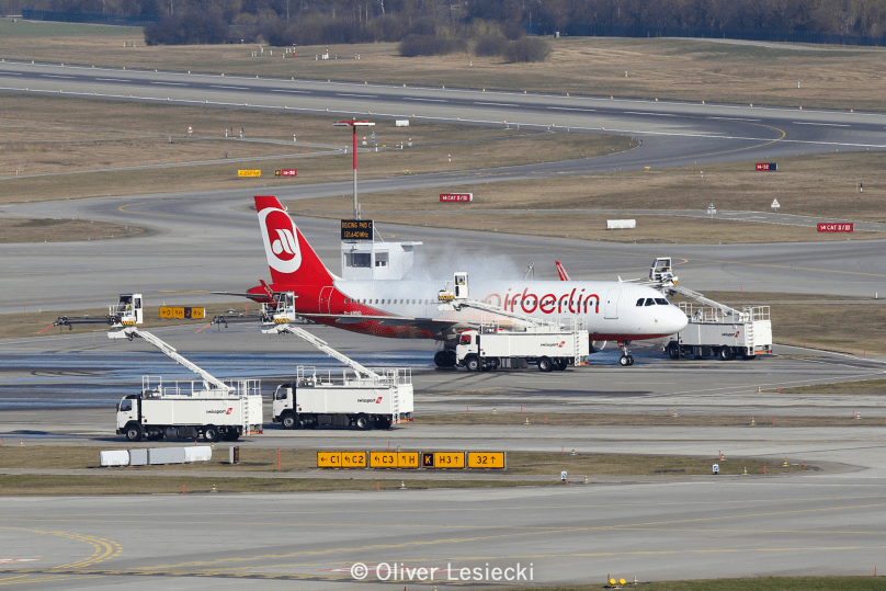 WM_AirBerlin_A320_DABNO_01_ZRH