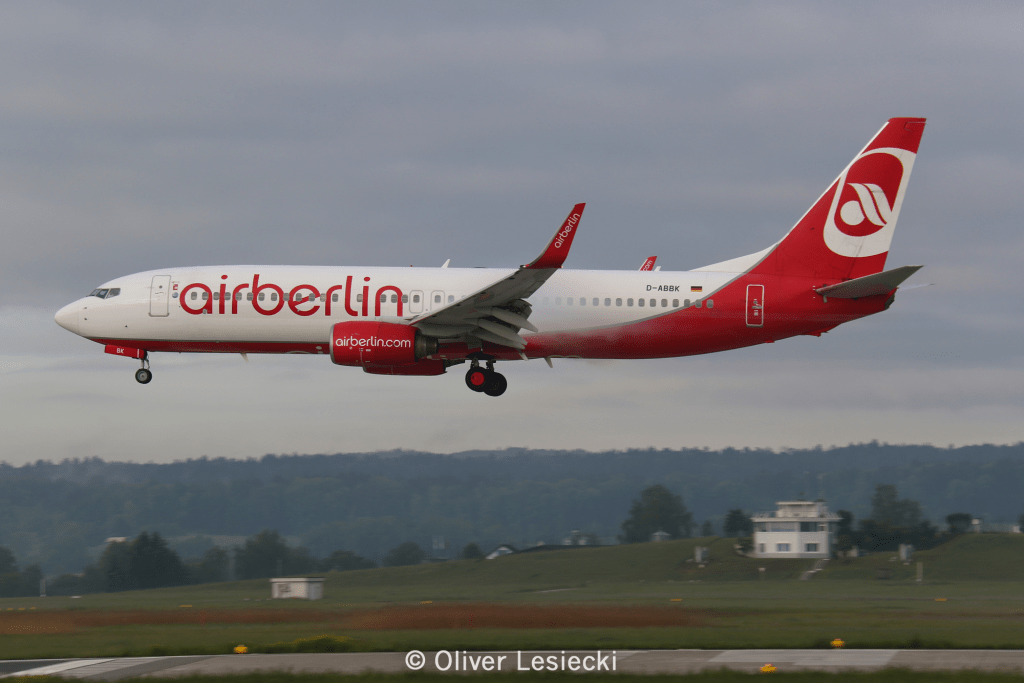 WM_AirBerlin_B737_DABBK_01_ZRH_2016