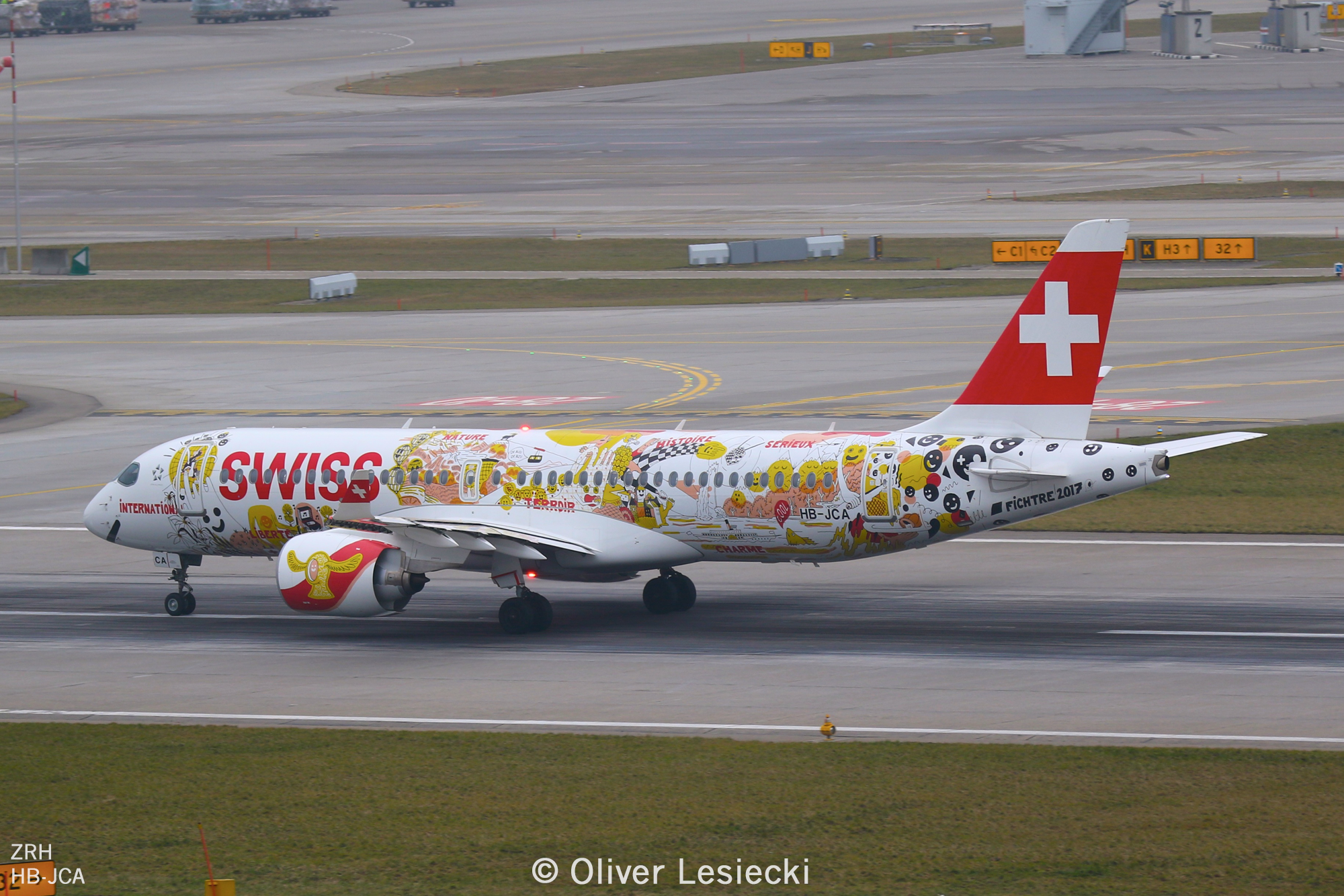 X_Swiss_CS300_HBJCA_06_ZRH