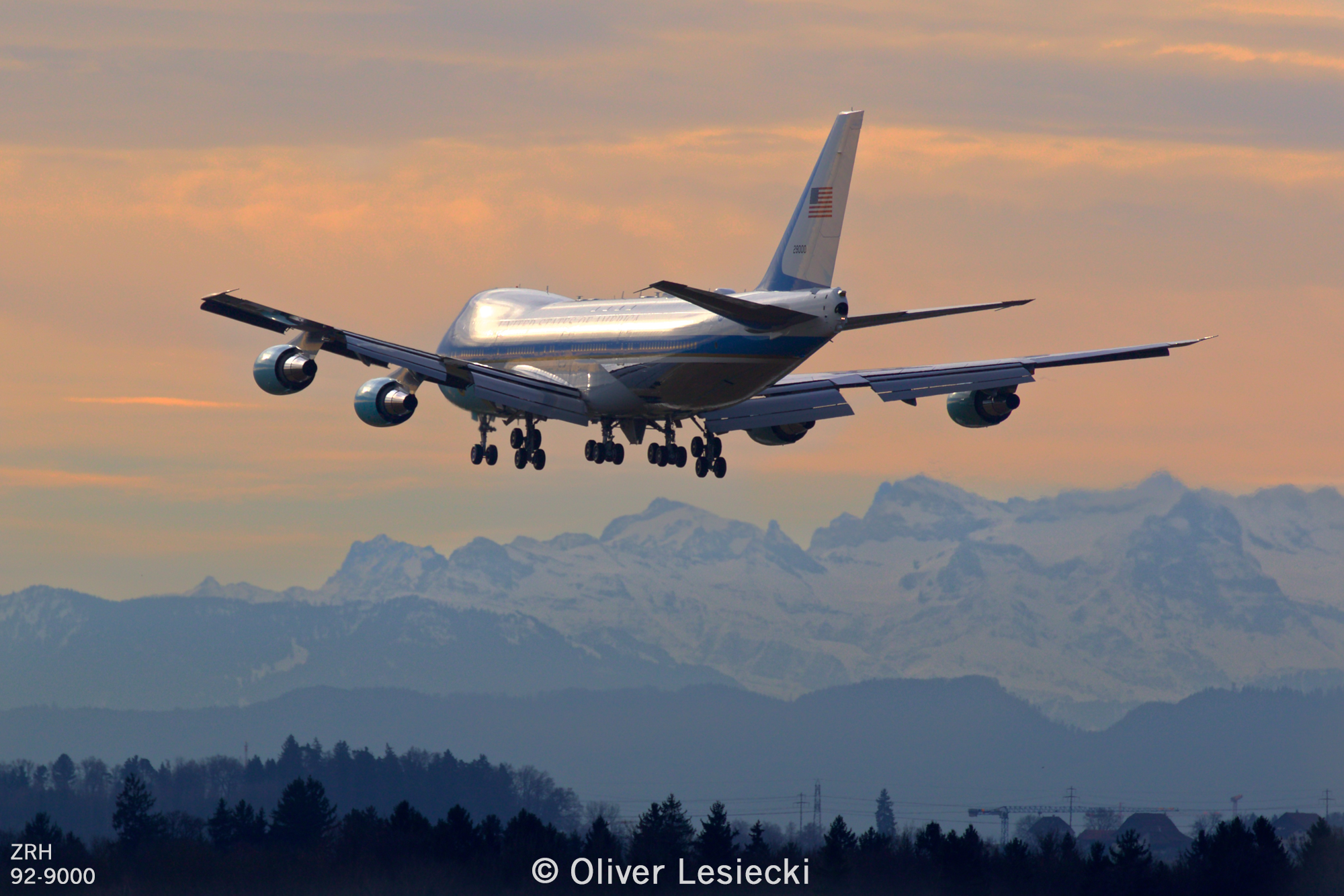 X_USAF_BVC25A_929000_04_ZRH_250118