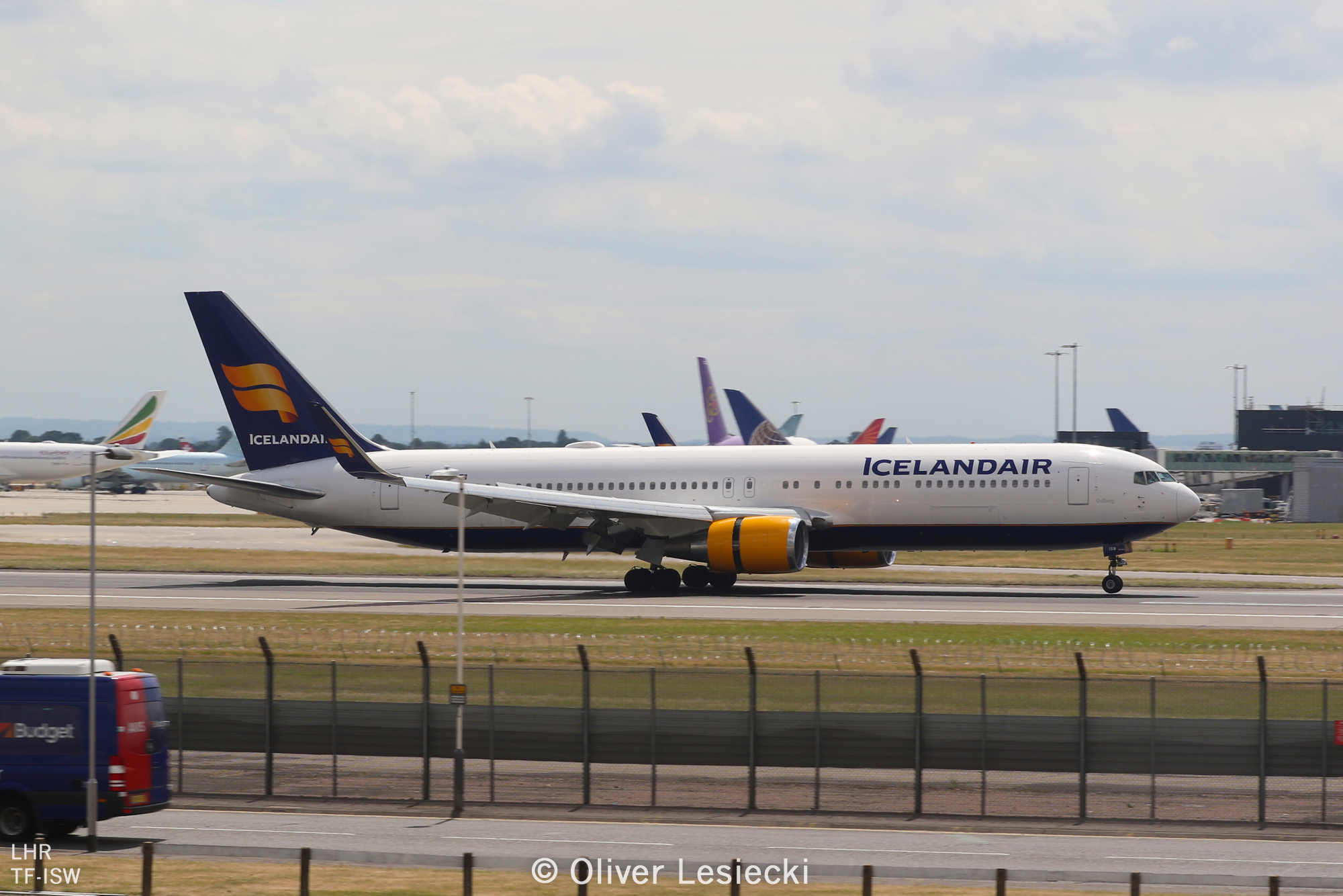 X_Icelandair_B767_TFISW_01_LHR_2017