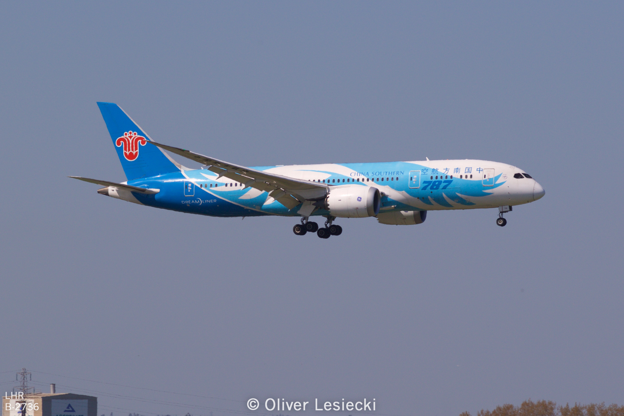 X_ChinaSouthern_B787_B2736_01_LHR_050518