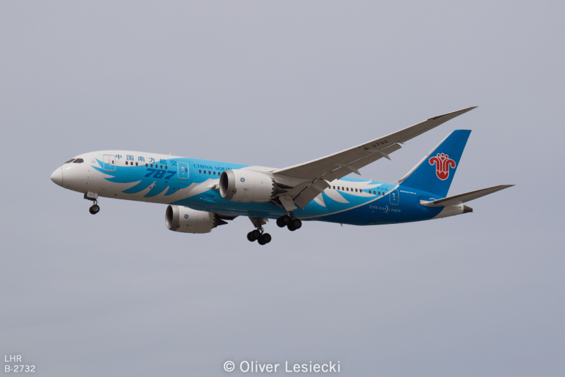 X_ChinaSouthern_B787_B2732_02_LHR_230618