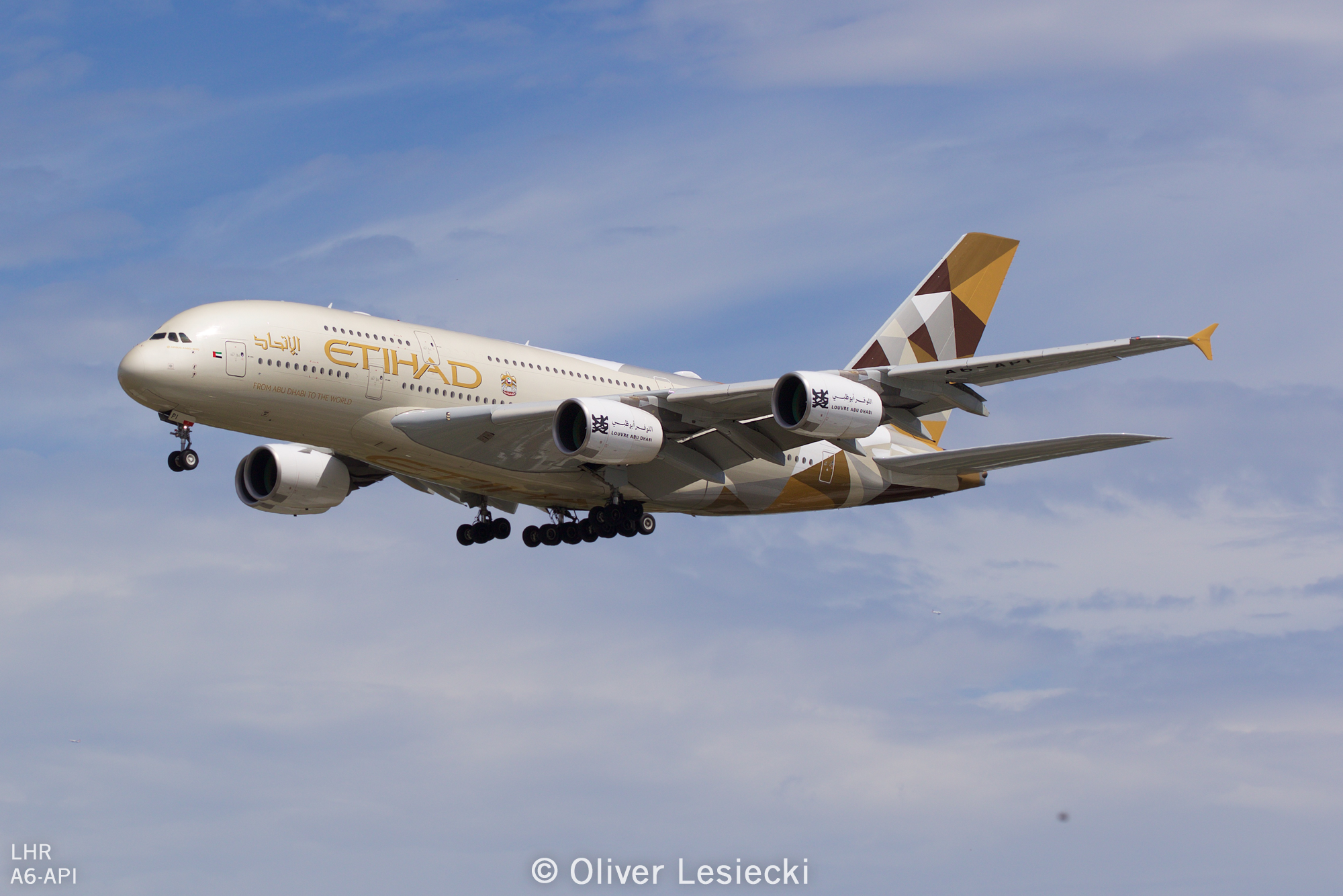 X_Etihad_A380_A6API_01_LHR_230618