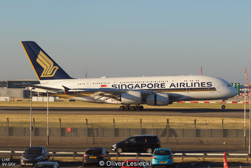 X_Singapore_A380_9VSKV_01_LHR_230618_IG7